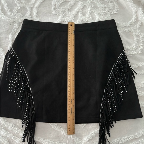 Handcrafted fringe skirt L/XL - Picture 5 of 6